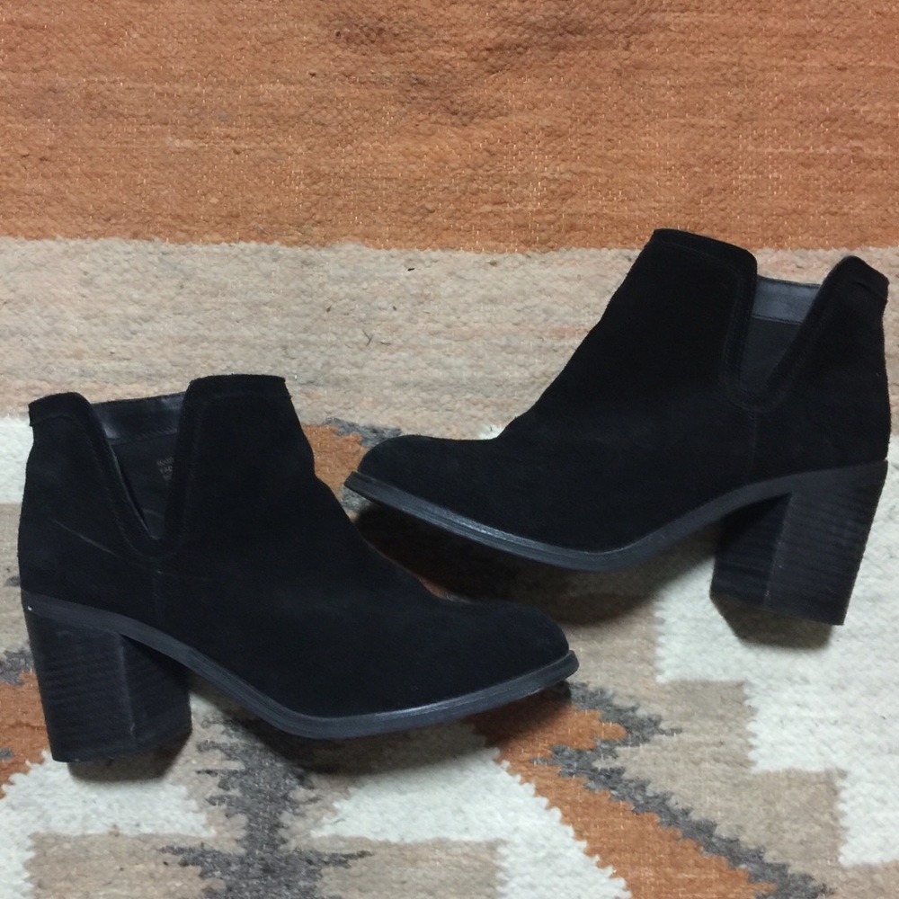 Urban Outfitters Ankle Booties